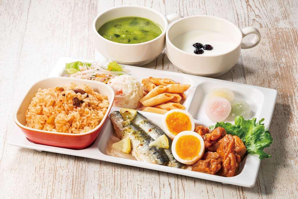 Comfort Hotel Kochi Restaurant photo